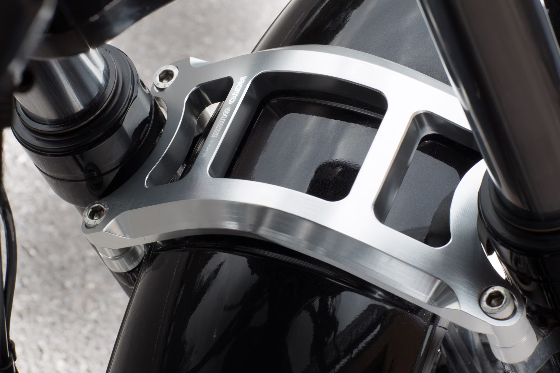 MotoGuzzi_Design_2026_teaser_01